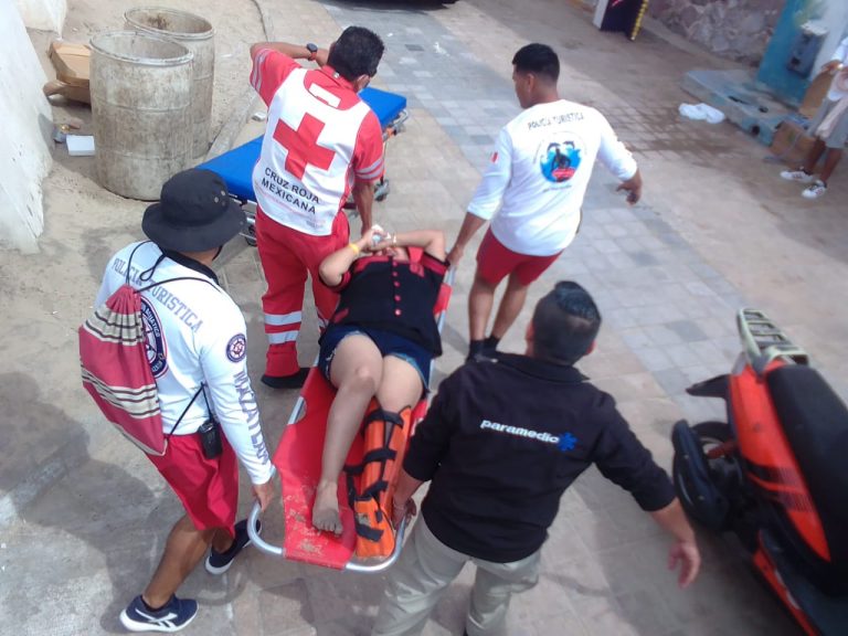 Queda turista lesionada al caer de paracaídas en Mazatlán