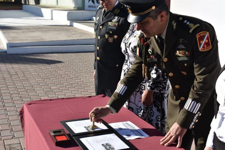 Cancelan estampilla de Correos por aniversario del Ejército