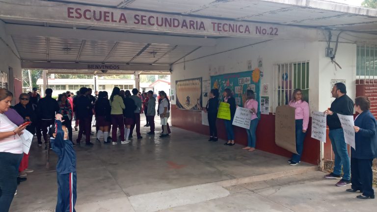 Rompen silencio por presuntos abusos en secundaria de San Pedro, Navolato
