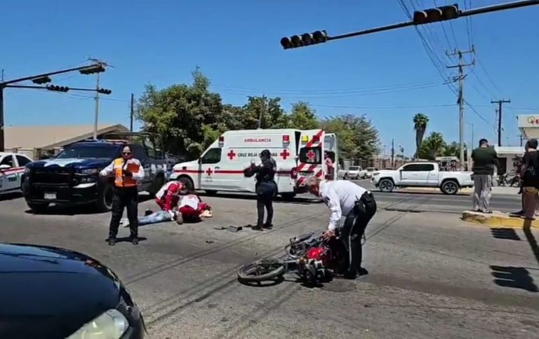 Herido motociclista al chocar con auto en Navolato