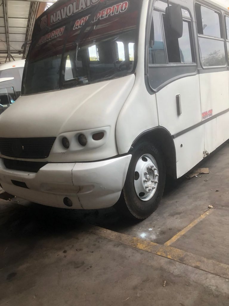 Denuncian mal servicio de camión en Navolato