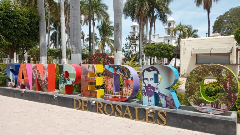 Visita San Pedro: caseríos, el Obelisco y disfruta su comida