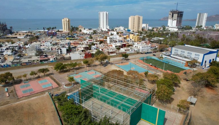 Rescata Mazatlán campo deportivo de la Sahop