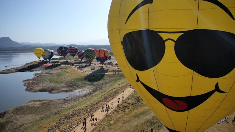 Inician elevaciones en el Festival del Globo en Narnia