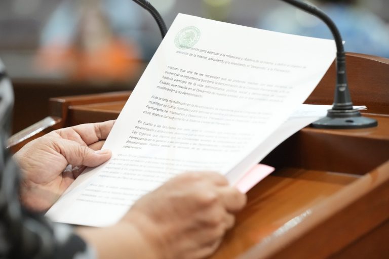 Presenta PAS plan para regular regidores indígenas en 2024