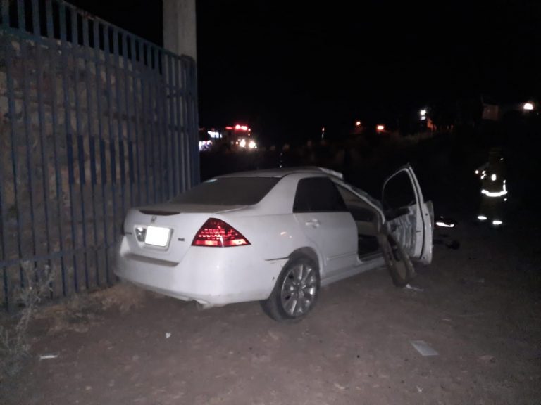 Muere mujer en accidente presuntamente tras caer en bache de la México 15