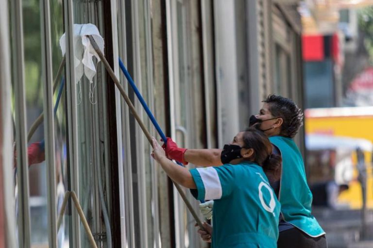 ¿Se paga triple a quienes trabajan este 1 de mayo en el país?