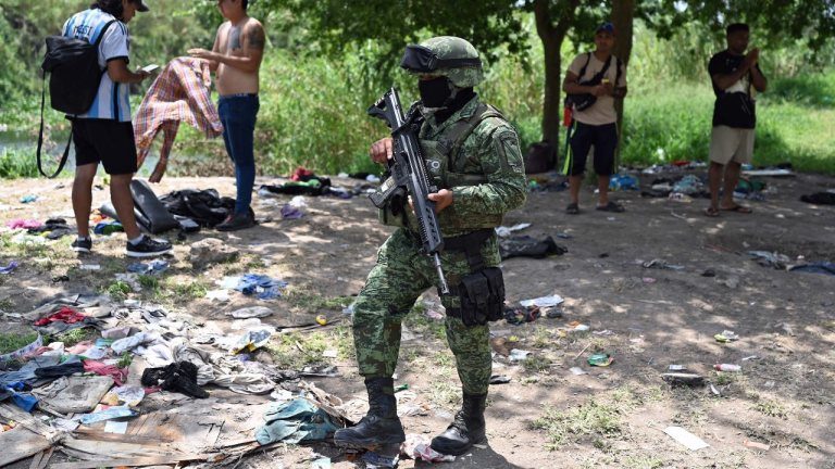 Blindan fronteras… secuestran a migrantes