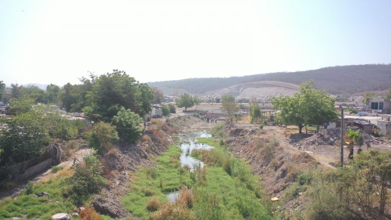 Afecta crecida de arroyos viviendas en Badiraguato