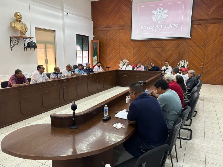 Refrendan Transportistas acuerdo con Mazatlán por buen trato