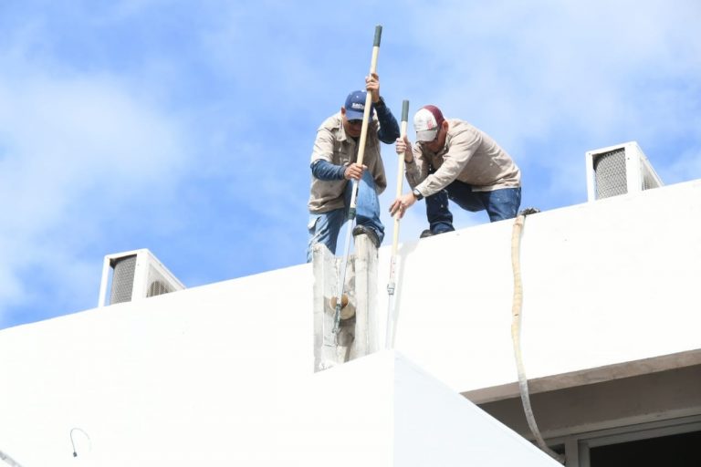 Recomienda UAS evitar exposiciones prolongadas al sol