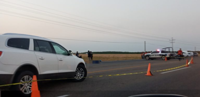 Una mujer fallecida y 2 heridos tras choque en Navolato