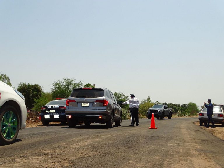 Abren al tránsito vehicular bulevar Federalismo