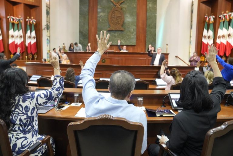 Aprueban pensión a hijos de víctimas por feminicidio