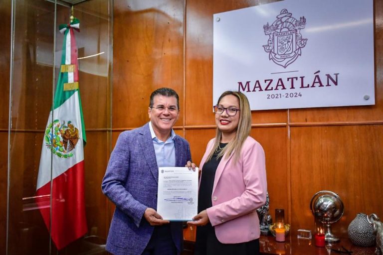 Nombran a Adda Rosas secretaria del Ayuntamiento de Mazatlán
