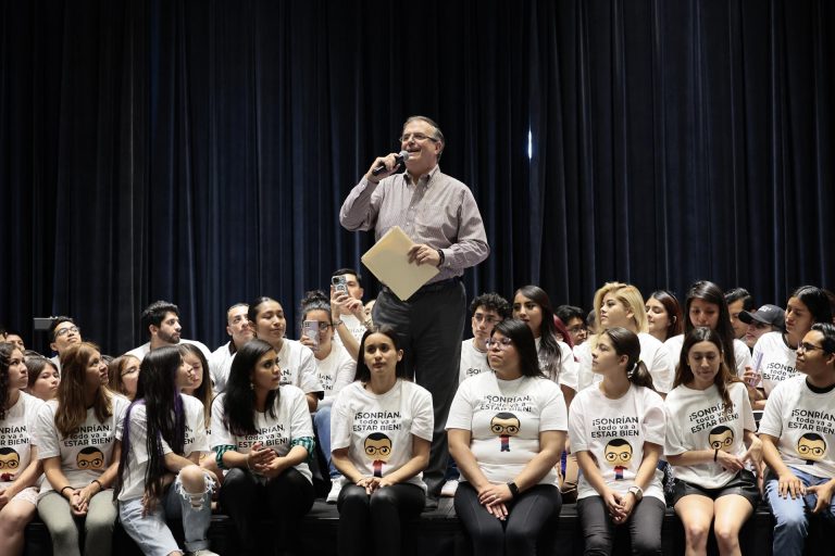 Propone Ebrard crear Secretaría de la 4T