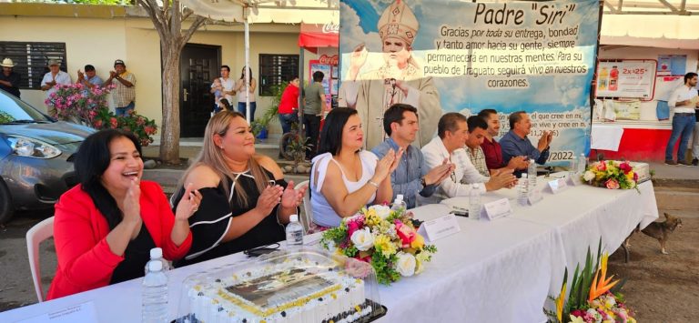 Reúne el ‘Padre Siri’ a cúpula de gobierno en Iraguato, Navolato