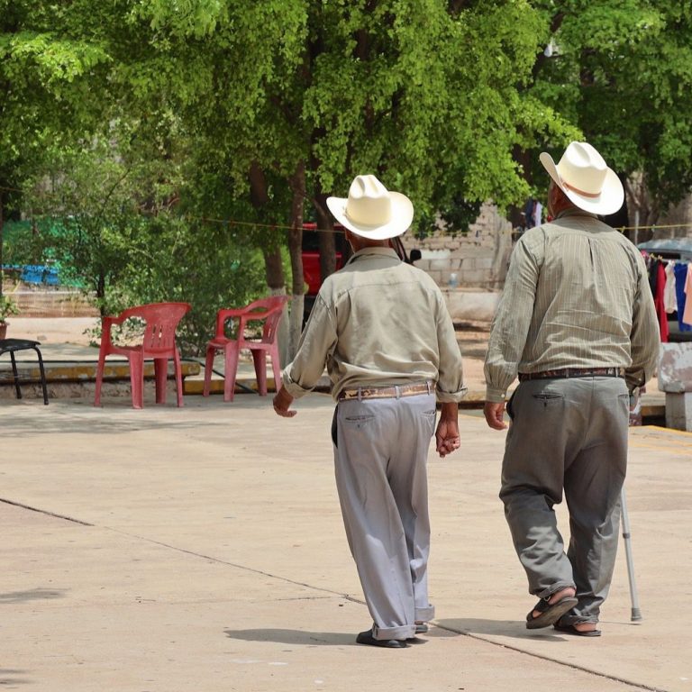 Extienden al 30 de diciembre registro de 65 y Más