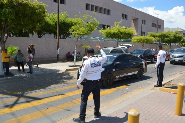 Hiere anciano a 3 en negocio de Los Mochis