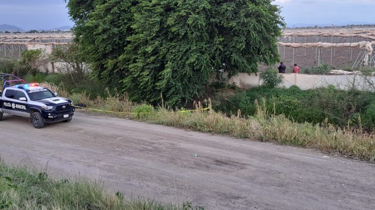 Lo encuentran muerto en canal de Aguaruto