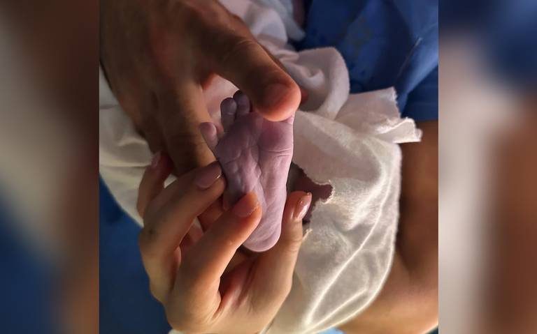 ¡Ya nació León! Carlos Rivera y Cynthia Rodríguez son papás