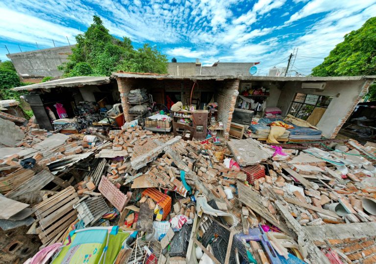 Explota casa por acumulación de gas; no hubo víctimas