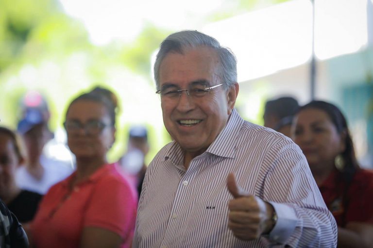 ¡Increíble, pero cierto! Llama Rocha a no pagar cuotas escolares