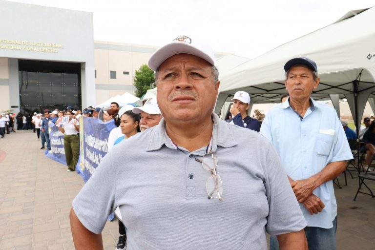 ‘Cierran filas’ universitarios entorno al rector de la UAS