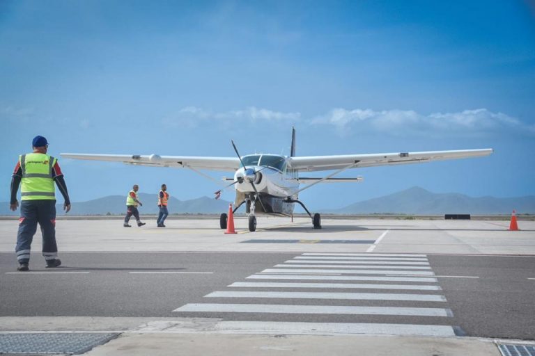 Inaugura GVL vuelo Los Mochis-San José del Cabo