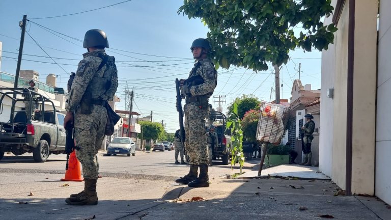 Sitian militares vivienda en Villas Satélite
