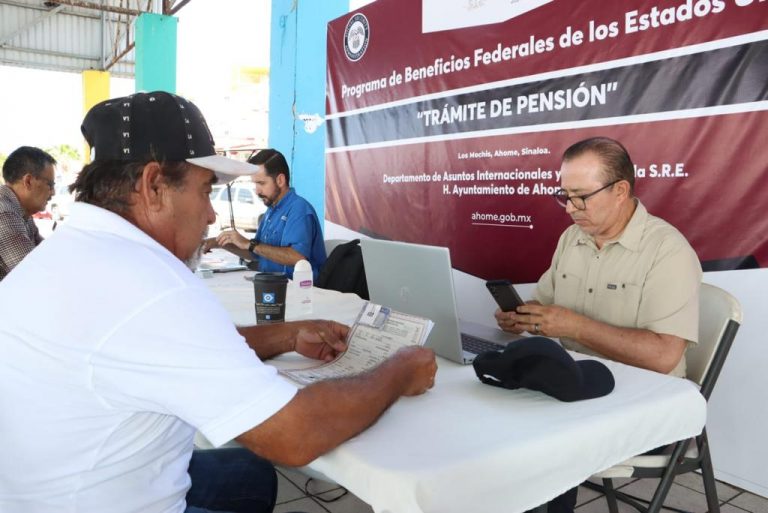 Dan pensión a quienes trabajaron 10 años o más en EU