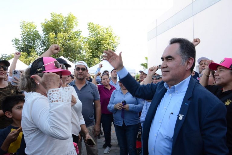 De rodillas nunca: rector de la UAS