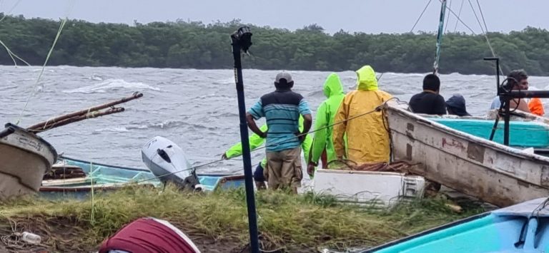 Evalúan evacuar Yameto, Navolato ante inundación