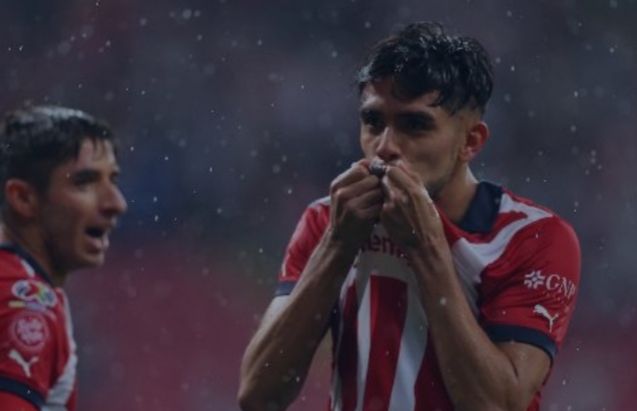 Revive Chivas en el Clásico tapatío