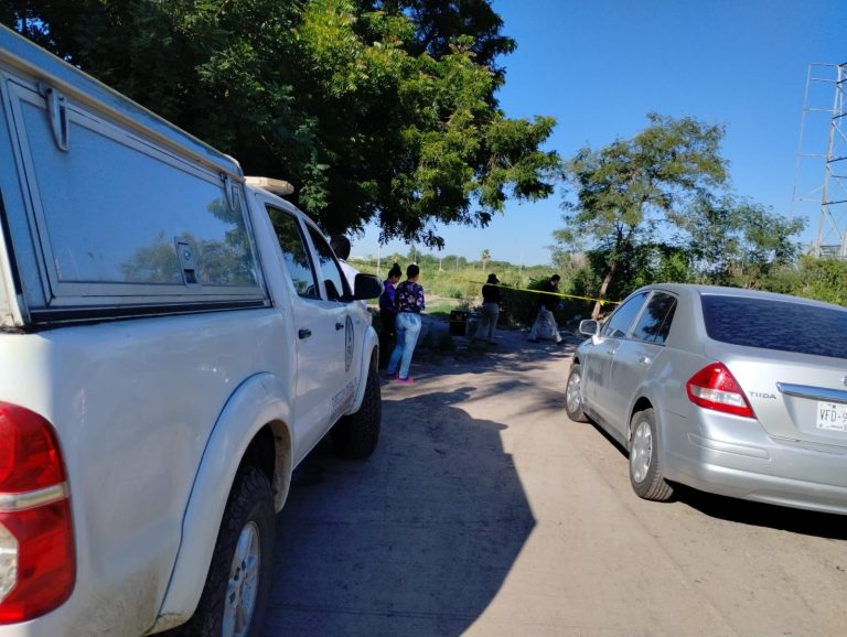 Lo encuentran envuelto en cobijado y apuñalado