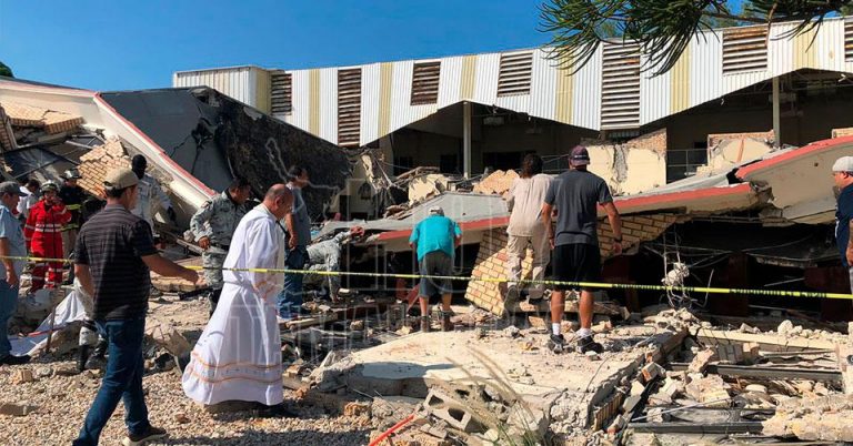 Reportan 7 muertos y 50 desaparecidos tras derrumbe de iglesia en Tamaulipas