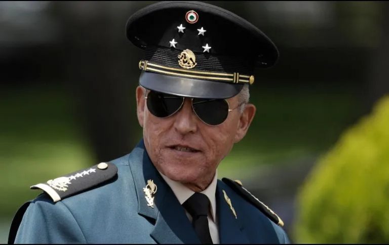 Presidente defiende a Cienfuegos acusado por EU de presuntos vínculos con el narco