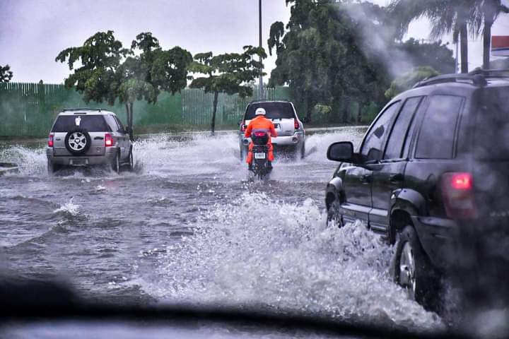 Estiman aún lluvias fuertes en Sinaloa tras paso del ciclón