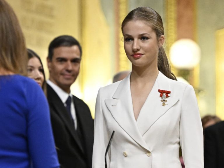 Se convierte Leonor heredera a la corona de España