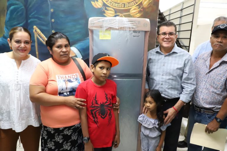 Replican la del ‘Químico’ y regalan hasta refrigeradores