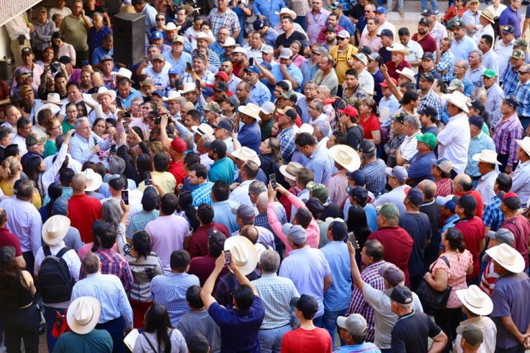 Protestan a Rocha ¡oootra vez!, por no pagos del maíz