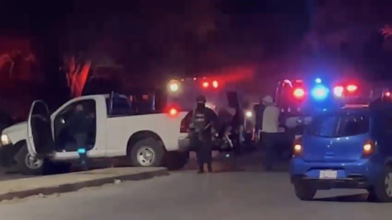 Asesinan a balazos a mujer y a sus hijos en SLP