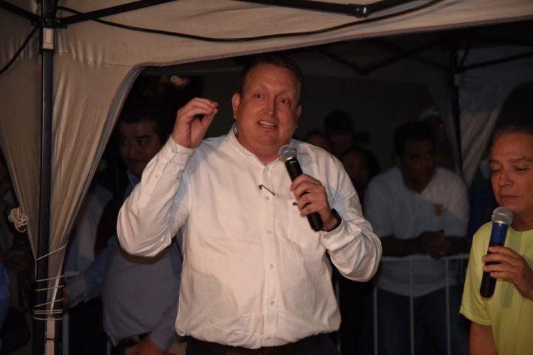 Acusa UAS falsificación de datos en juicio a rector