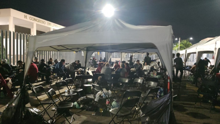 ¡Alerta vial! Cierre de Pedro Infante frente al Congreso