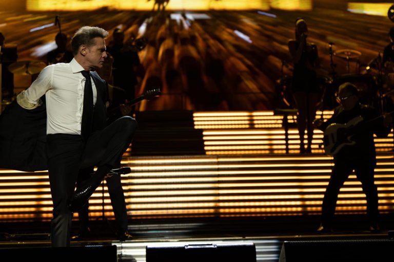 Anuncia Luis Miguel conciertos en Culiacán y Mazatlán