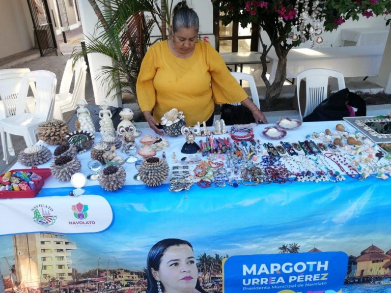 Hace alcaldesa de Navolato campaña… con turismo