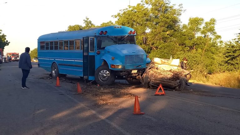 Fallece joven al chocar contra camión agrícola en Costa Rica