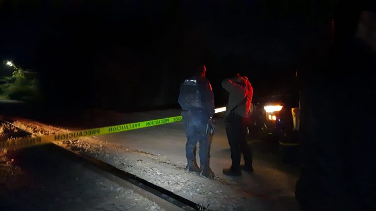 Lo hallan con la cara encintada y sin vida en Las Flores