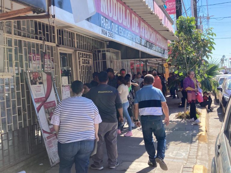 Arman en INE Navolato filas de última hora