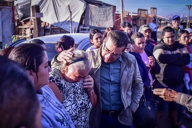 Buscan regularizar predios de la invasión Santana